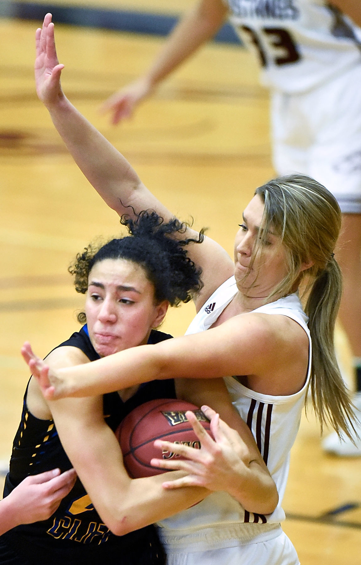 Basketball Briar Cliff at Morningside